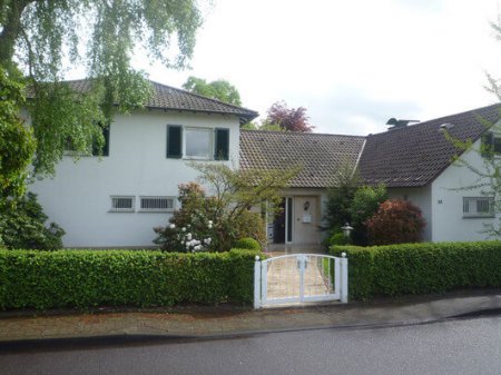 BERGISCH GLADBACH, VILLA