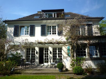 KÖLN-MARIENBURG, DENKMALGESCHÜTZTE VILLA