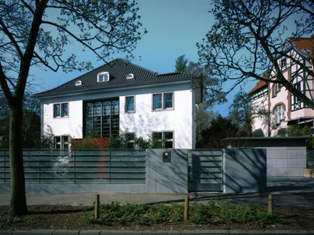 KÖLN-MARIENBURG, MODERNES EINFAMILIENHAUS