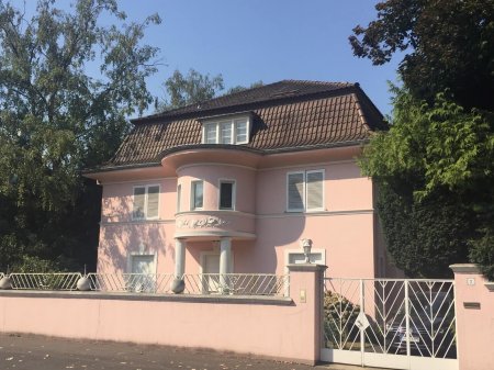 DENKMALGESCHÜTZTE VILLA